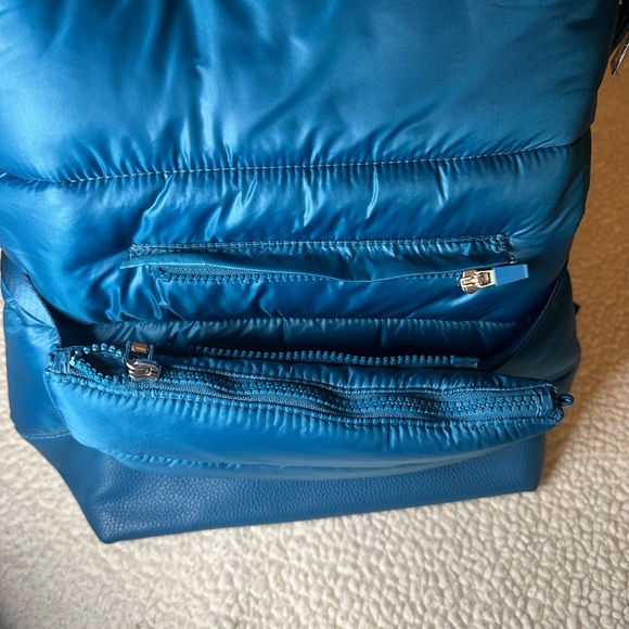 Laundry by Shelli Segal Puffer Backpack - Picture 5 of 10